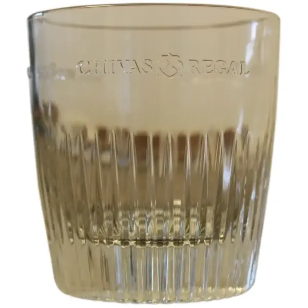 Chivas Regal 12 Jahre Geschenkset 0,7 Liter mit 40 % Vol. 25,70€ – Bild 2